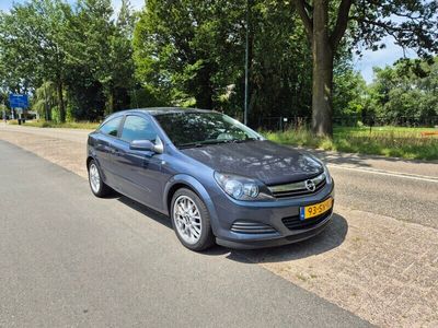 Opel Astra GTC