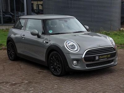 Grijs Gebruikt 2018 Mini ONE Pepper Hatchback | € 13.250 (Eerlijke prijs)