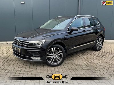 Zwart Gebruikt 2016 VW Tiguan Highline SUV | € 21.940 (Eerlijke prijs)