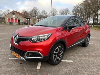 Rood (metallic) Gebruikt 2015 Renault Captur XMOD SUV | € 8.950 (Goede deal)