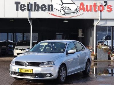 Grijs (metallic) Occasion 2011 VW Jetta Comfortline Sedan | € 2.495 (Goede deal)