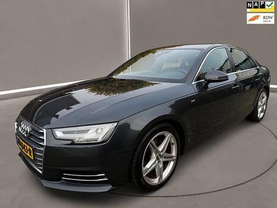 Grijs (metallic) Occasion 2017 Audi A4 S-Line Sedan | € 17.450 (Eerlijke prijs)