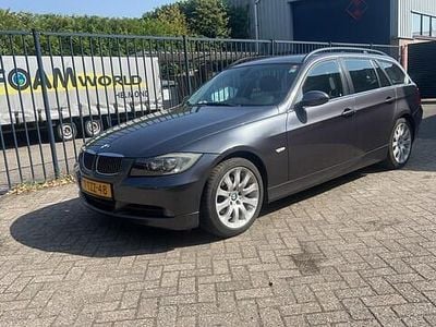 BMW 325