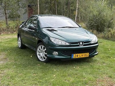 Occasion Peugeot 206 109 PK (80 kW) 2003 Groen Cabriolet