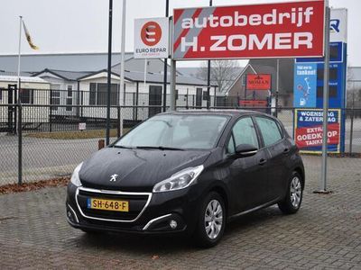 tweedehands Peugeot 208 1.2 PureTech Blue Lion