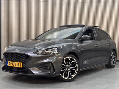 Grijs Occasion 2019 Ford Focus ST-Line Hatchback | € 20.895 (Iets duurder)