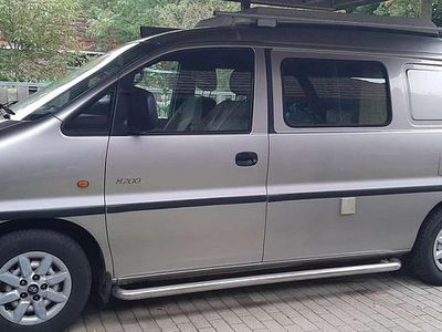 Zilver Gebruikt 2005 Hyundai H 200 Van | € 7.500