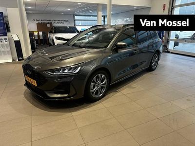 Grijs Occasion 2023 Ford Focus ST-Line Stationwagen | € 23.845 (Eerlijke prijs)