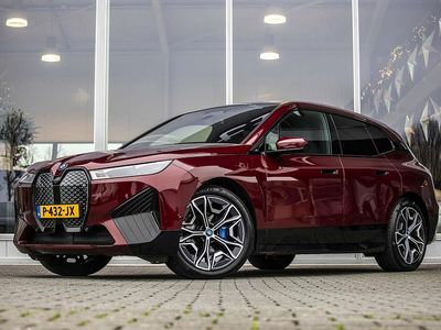 Occasion BMW iX Executive 239 kW (326 PK) 2022 Rood (metallic) SUV