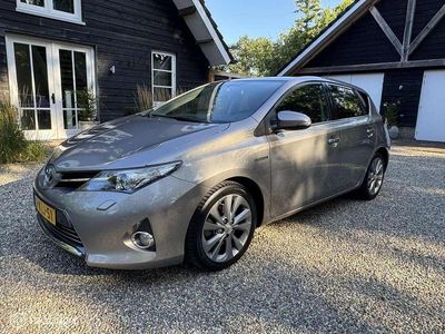 Toyota Auris Hybrid
