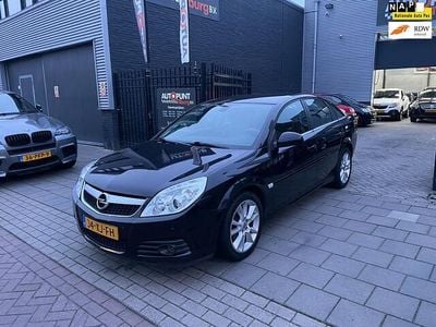 Occasion Opel Vectra GTS Executive 140 PK (102 kW) 2007 Zwart Hatchback