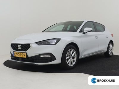 Wit Occasion 2022 Seat Leon Business Hatchback | € 20.895 (Goede deal)
