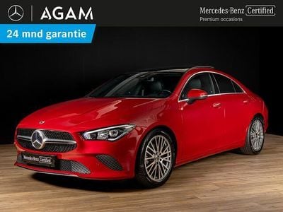 Rood Gebruikt 2023 Mercedes 180 Premium Sedan | € 35.450 (Eerlijke prijs)