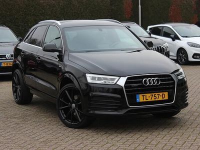 Zwart (metallic) Gebruikt 2015 Audi Q3 Design SUV | € 19.900 (Iets duurder)