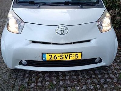 Toyota iQ