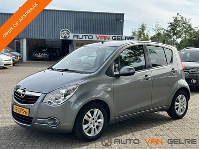 Grijs Gebruikt 2012 Opel Agila Edition Hatchback | € 7.750 (Eerlijke prijs)