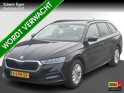 Zwart Gebruikt 2024 Skoda Octavia Business Line Stationwagen | € 24.545 (Goede deal)