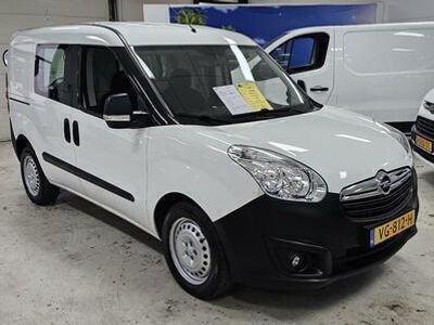 tweedehands Opel Combo 1.6 CDTi 105PK L1H1 Airco 6-Bak cruise