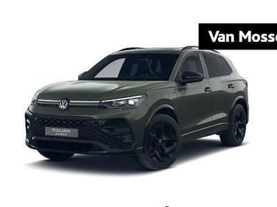 Groen Nieuw 2025 VW Tiguan R-line Edition SUV | € 56.500 (Iets duurder)