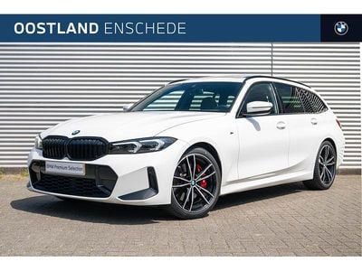 Wit Occasion 2024 BMW 320 M Sport Stationwagen | € 42.950 (Eerlijke prijs)