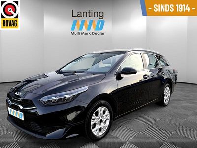 Zwart Gebruikt 2022 Kia Ceed Hatchback | € 17.149 (Eerlijke prijs)