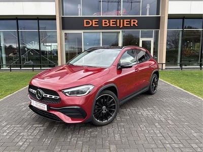 Rood Occasion 2023 Mercedes GLA250 AMG line SUV | € 39.995 (Goede deal)