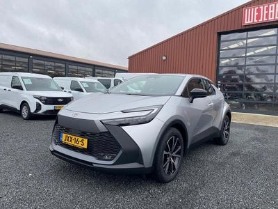 Nieuw Toyota C-HR 151 PK (111 kW) 2025 Grijs SUV