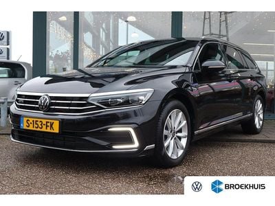 Zwart Occasion 2023 VW Passat Business Stationwagen | € 33.895 (Goede deal)