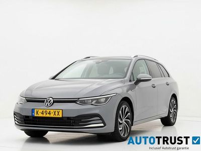 Grijs Occasion 2021 VW Golf VIII Style Stationwagen | € 21.880 (Eerlijke prijs)
