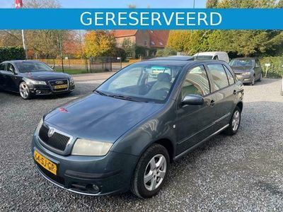 tweedehands Skoda Fabia 1.4 16V 75pk Elegance SCHUIFDAK! AIRCO!