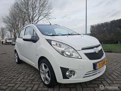 Wit Gebruikt 2011 Chevrolet Spark LS Hatchback | € 1.999 (Eerlijke prijs)