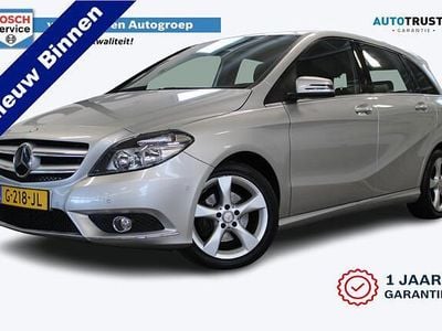 Grijs (metallic) Occasion 2014 Mercedes B180 Prestige MPV | € 12.450 (Eerlijke prijs)
