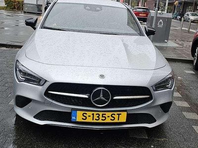 Grijs Occasion 2023 Mercedes CLA180 Luxury Sedan | € 33.000 (Eerlijke prijs)