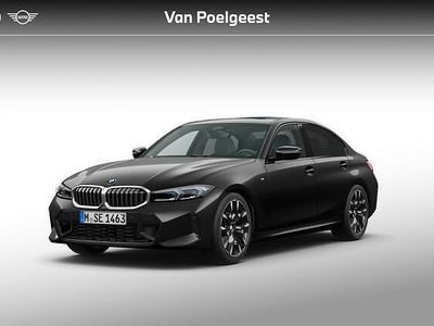 Nieuw BMW 320 Comfort Edition 184 PK (135 kW) 2026 Saphirschwarz metallic (zwart metallic) Sedan