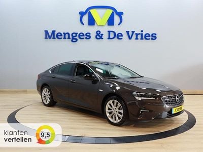 Bruin Gebruikt 2020 Opel Insignia Business Elegance Hatchback | € 17.190