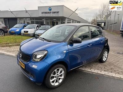 Blauw Gebruikt 2015 Smart ForFour Passion Hatchback | € 5.699 (Iets duurder)