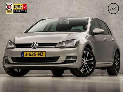 Grijs (metallic) Gebruikt 2016 VW Golf VII Sportline Hatchback | € 12.945 (Eerlijke prijs)