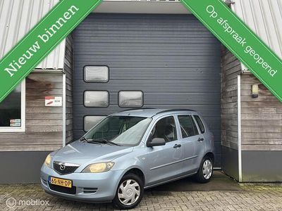 Blauw Gebruikt 2003 Mazda 2 Exclusive MPV | € 1.495 (Eerlijke prijs)