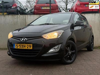 Zwart Occasion 2014 Hyundai i20 Hatchback | € 6.777 (Goede deal)