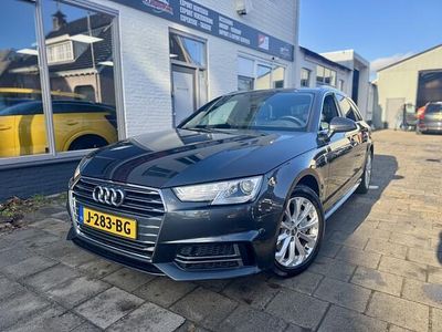 Grijs (metallic) Occasion 2017 Audi A4 Design Stationwagen | € 14.950 (Eerlijke prijs)