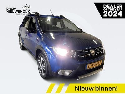 Blauw Occasion 2020 Dacia Sandero Stepway Hatchback | € 11.445 (Eerlijke prijs)