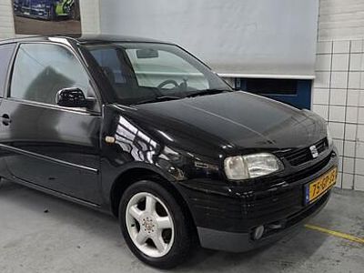 Zwart Occasion 2001 Seat Arosa Stella Hatchback | € 1.650 (Duur)