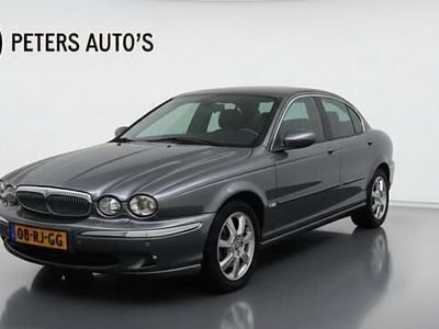 Grijs (metallic) Occasion 2005 Jaguar X-type Executive Sedan | € 8.750 (Duur)