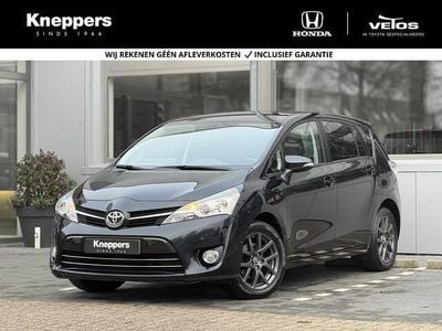 Grijs Gebruikt 2015 Toyota Verso Business Edition MPV | € 16.450 (Eerlijke prijs)