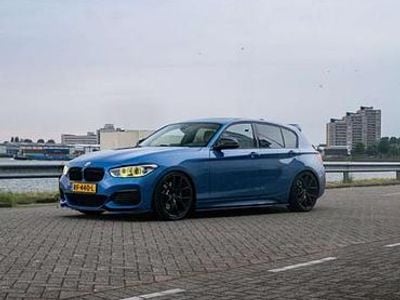 Blauw Gebruikt 2017 BMW M140 M Sport Hatchback | € 33.950
