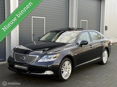 Zwart (metallic) Occasion 2007 Lexus LS600h Sedan | € 18.995