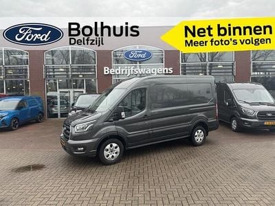 Grijs (metallic) Occasion 2024 Ford Transit Limited Van | € 34.845 (Super prijs)