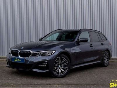 BMW 330e