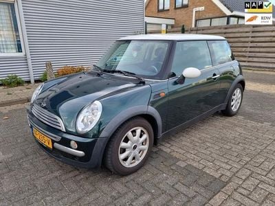 tweedehands Mini Cooper 1.6 Pepper Airco Bj:2002