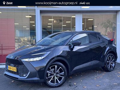 Zwart Occasion 2025 Toyota C-HR SUV | € 36.900 (Super prijs)